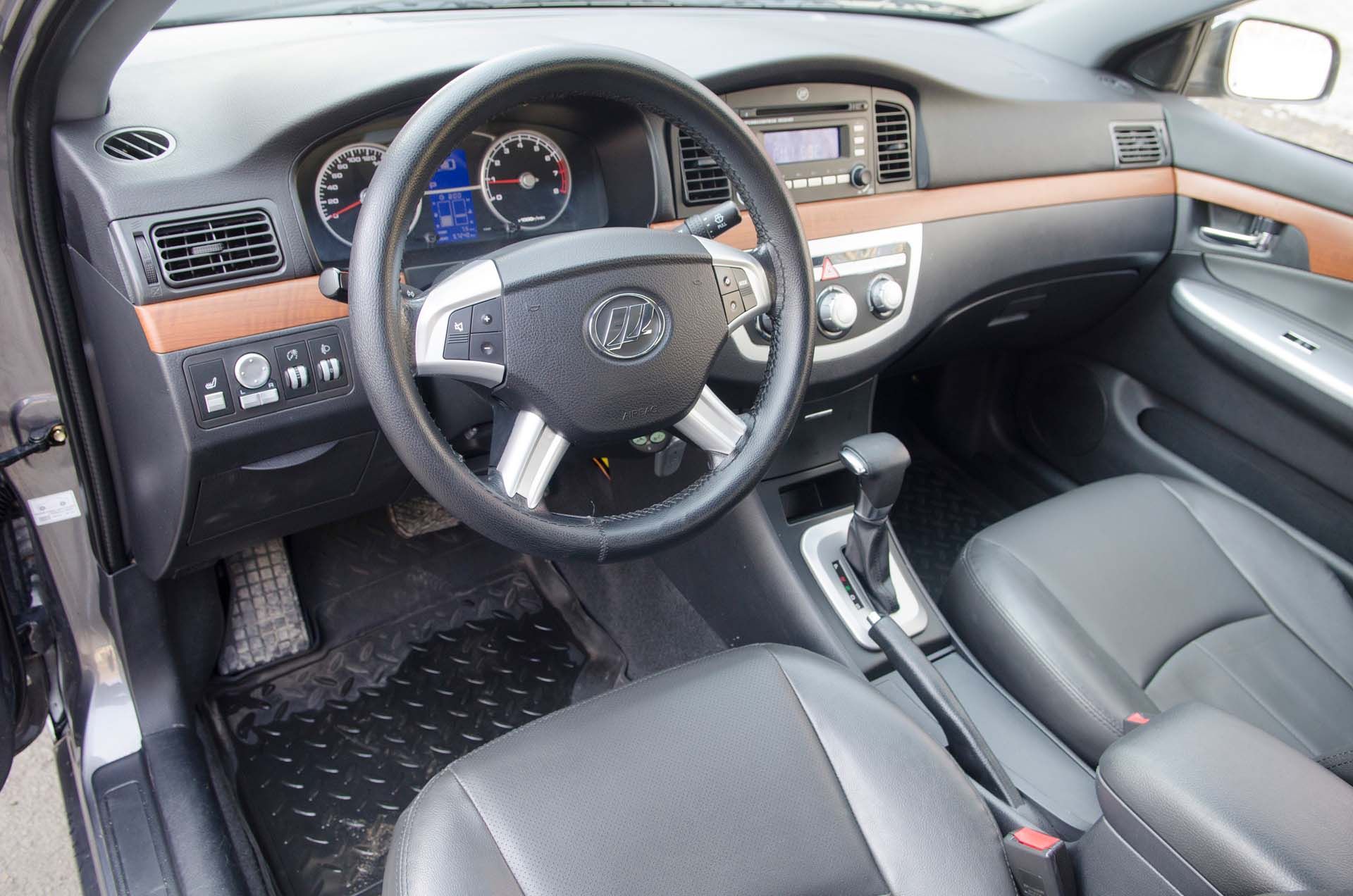 Купить Lifan Solano 2013 год, Серый, Бензин в Новосибирске